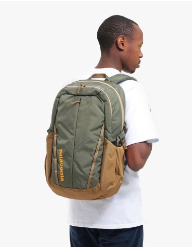 Patagonia Refugio Pack 25L Backpack - Industial Green Par le système avancé 